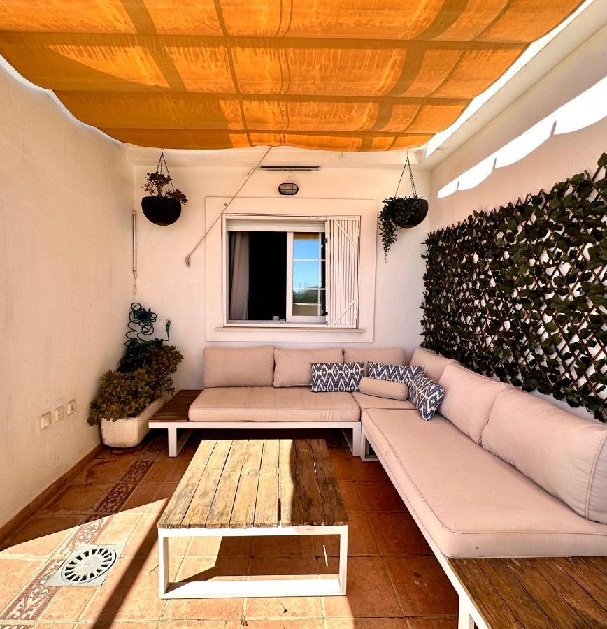 Moderno Apartamento Con Preciosas Vistas Al Mar En Urbanizacion Con Piscina - Rio Real 11 2G 마르베야 외부 사진
